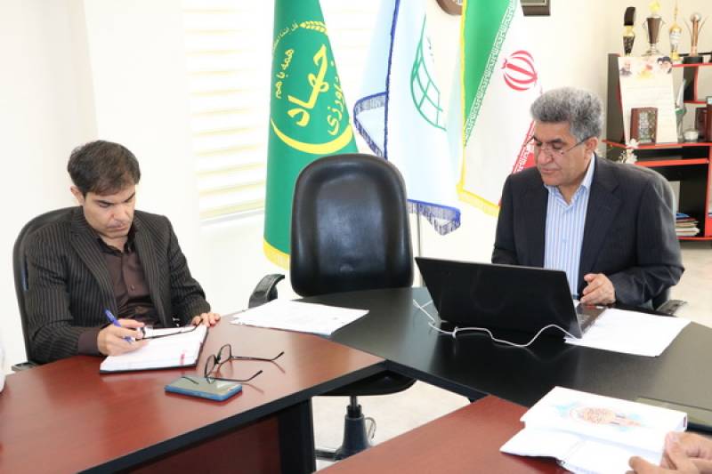 جلسه شورای معاونین مركز تحقیقات و آموزش كشاورزی و منابع طبیعی جنوب استان كرمان برگزار شد